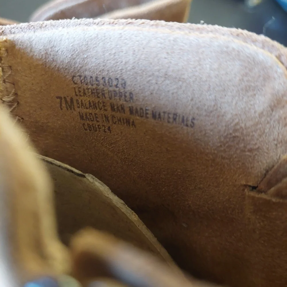 NEW!‎ Comfortiva Women's Brandy Ankle Boot Brown Waterproof Suede Size 7 $150